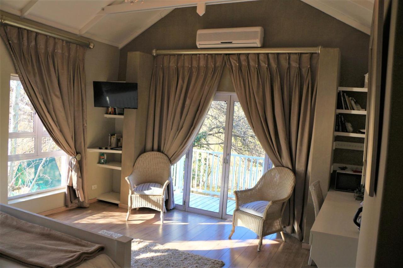 Indigo Moon Guesthouse Lichtenburg Exterior foto